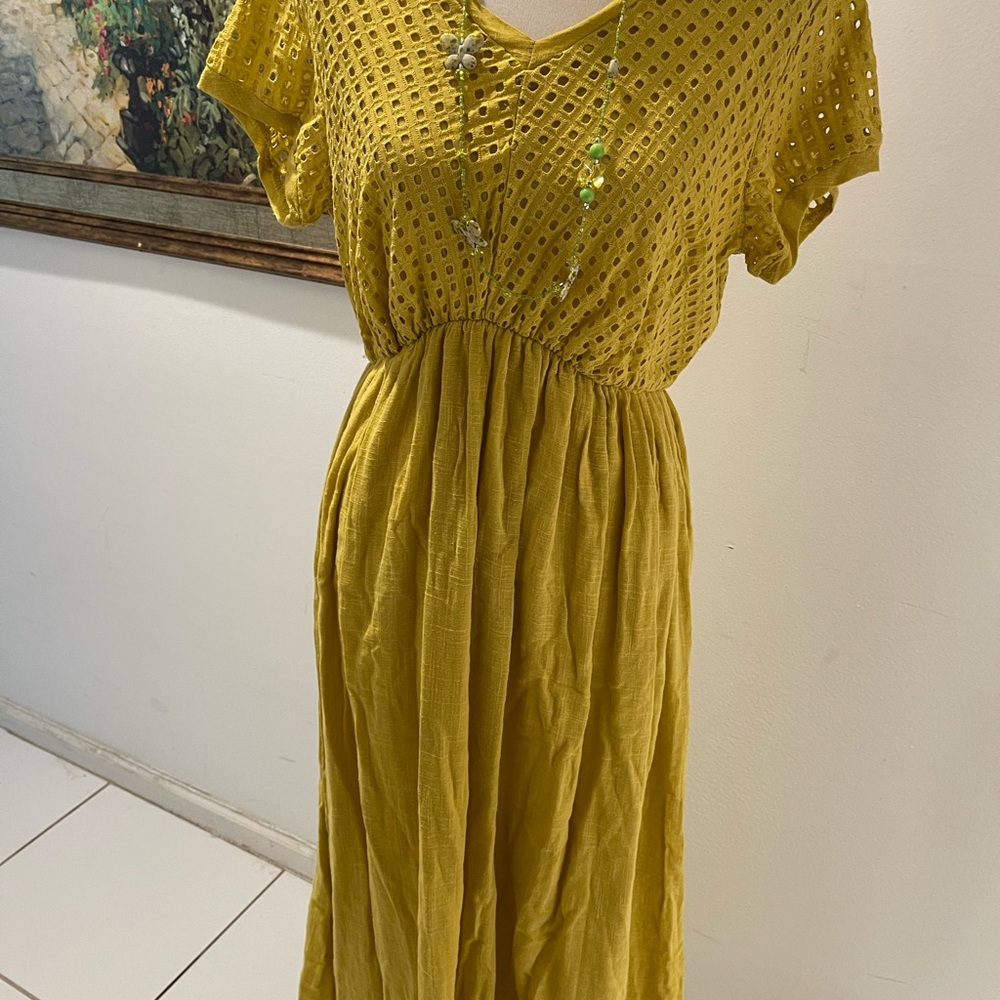 Kaktus Mustard Eyelet Midi Dress